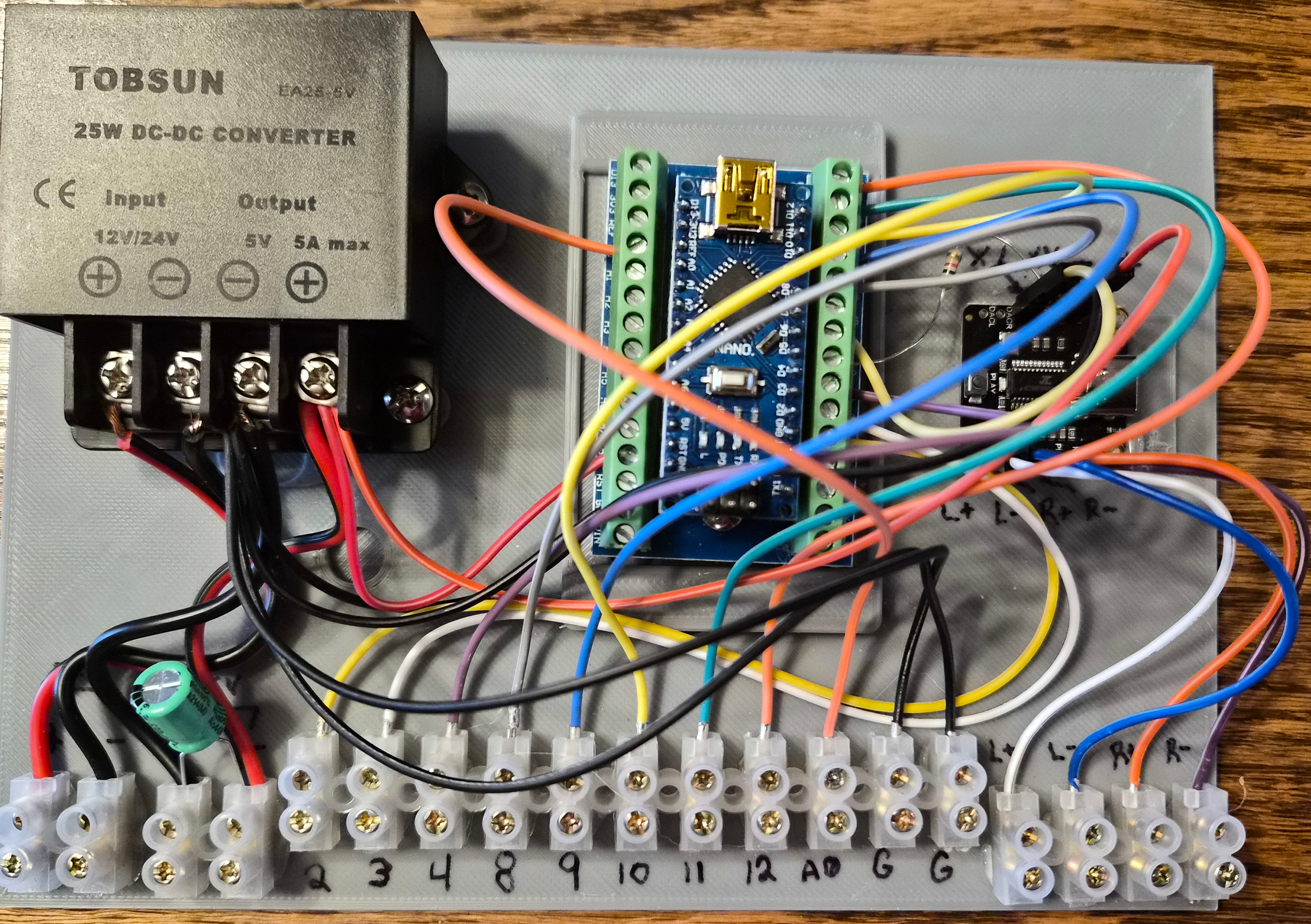 Automated sci-fi door controller wiring layout